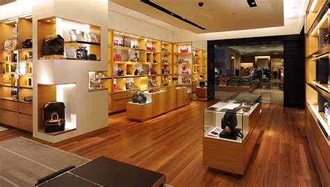 best place to buy a louis vuitton|louis vuitton factory outlet.